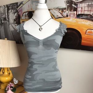 725 Original Camo tank